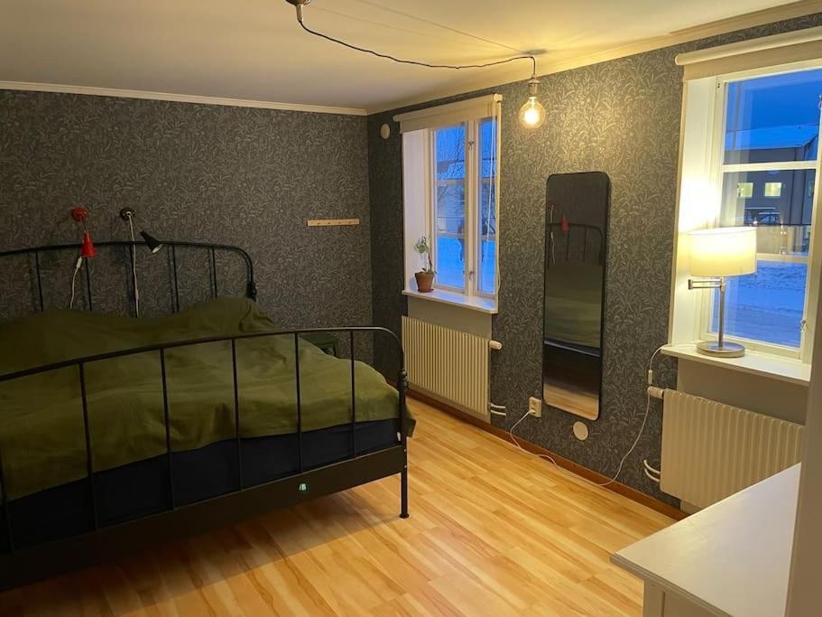 Egen Laegenhet Pa Soedermalm Naera Centrum Sundsvall Luaran gambar